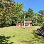 2 Bedroom Beautiful In 펜션