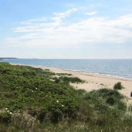 2 Bedroom Beautiful In Rønne
